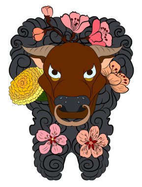 Mutlu yıllar için arka planda çiçekli inek. İnek ve sakura, kadife çiçeği dövmesi. Arka planda inek tasarımı taşıyıcısı. Renkli kumaşlar ve çiçeklerle süslenmiş Hint ineği. Sakura, şeftali..