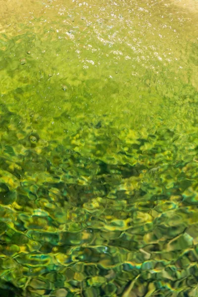 Yellow Green Surface Flowing Water Close Background — Stock Photo, Image
