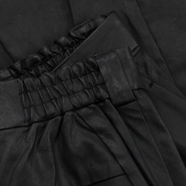 Detail Černého Voskovaného Pásku Kalhoty Smyčkou Kapsou Zblízka — Stock fotografie