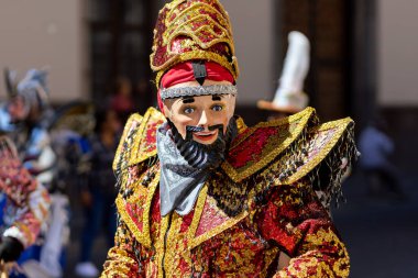 Meksika karnavalı, Meksikalı dansçılar Meksika 'da tipik parlak Meksikalı kostümleriyle 