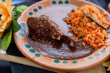 Köstebek poblano, gelenek ve lezzet pişirme