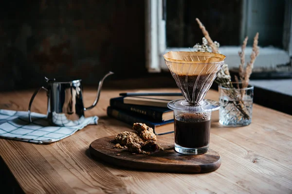Der Prozess Der Kaffeezubereitung Hause — Stockfoto