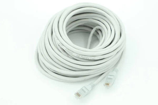 Lang Ethernetkabel Grå Ethernetkabel Kabelstabel Isolert Hvit Bakgrunn – stockfoto
