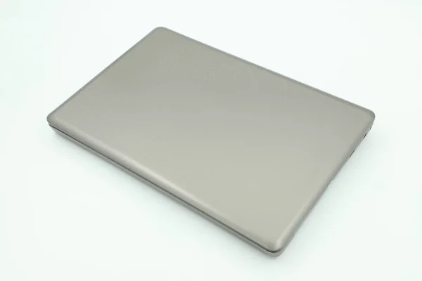 Laptop Uzavřeným Víčkem Izolované Bílé Pozadí Bez Názvu — Stock fotografie
