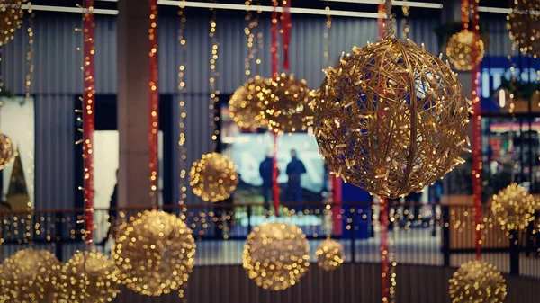Ornamenten Lichtjes Versierde Kerstboom — Stockfoto