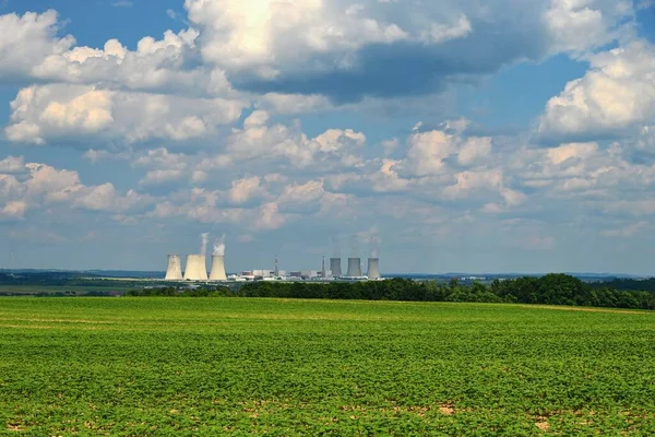 Πυρηνικό Εργοστάσιο Έννοια Για Βιομηχανία Και Την Τεχνολογία Ενεργειακή Κρίση — Φωτογραφία Αρχείου