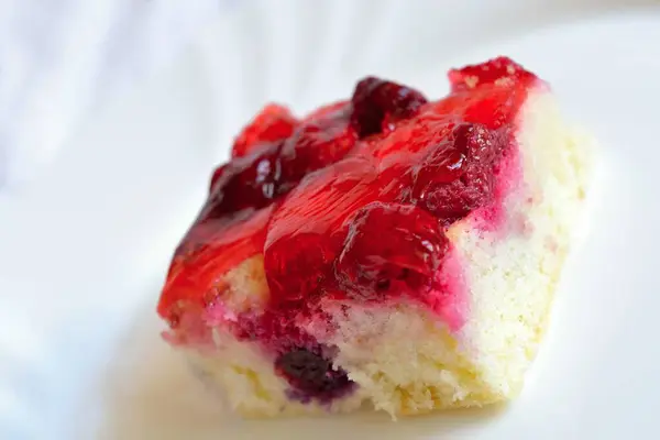 Cheesecake Φράουλα Φρέσκα Φρούτα — Φωτογραφία Αρχείου
