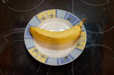 Tabakta taze muz var.