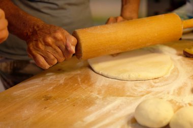 Mutfakta pişirme işlemi