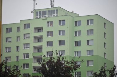 Şehirdeki modern apartman
