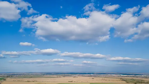 Céu Nublado Sobre Campos Agrícolas Vista Para Drones — Fotografia de Stock