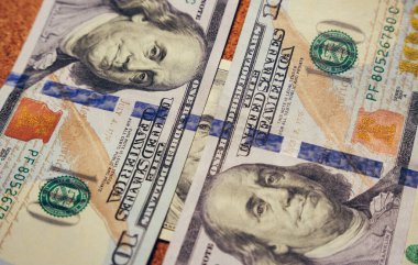 Banknotlar üzerinde Benjamin Franklin 'in zıt portreleri