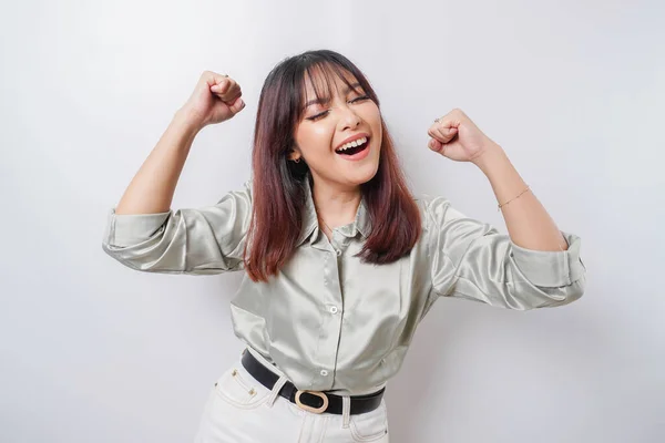 Mutlu Başarılı Bir Yüzü Olan Genç Bir Asyalı Kadın Beyaz — Stok fotoğraf