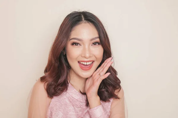Närbild Skönhet Ansikte Asiatisk Ung Modell Vidrör Ren Hud Naturlig — Stockfoto