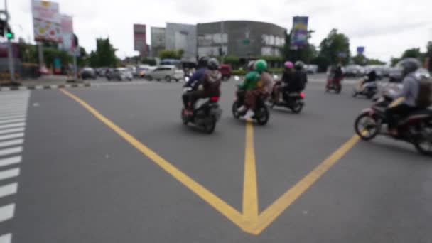 Blurry Background Car Intersection Traffic Red Green Light Yogykarta Indonesia — Stok video