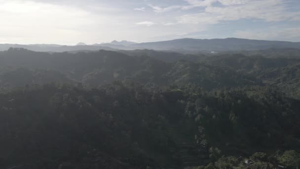 Sunrise Hillside Long Sun Rays Pass Valley Village Bali Indonesia — стоковое видео
