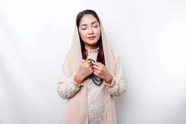 Religious Beautiful Asian Muslim Girl Wearing Headscarf Praying God — Stock Photo, Image