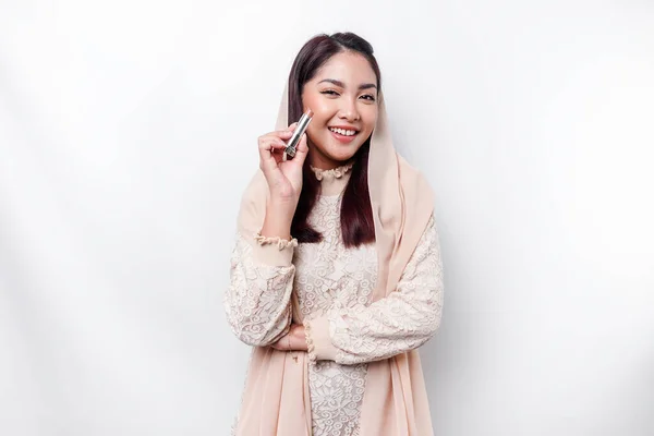 Portrait Young Beautiful Asian Muslim Woman Wearing Headscarf Holding Her — Stock Photo, Image