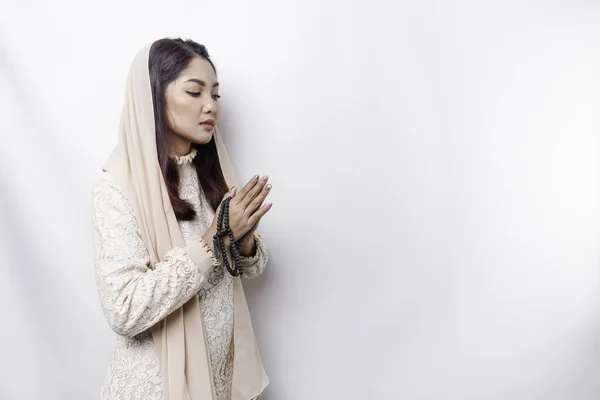 Porträtt Ung Vacker Asiatisk Muslimsk Kvinna Bär Slöja Gest Eid — Stockfoto