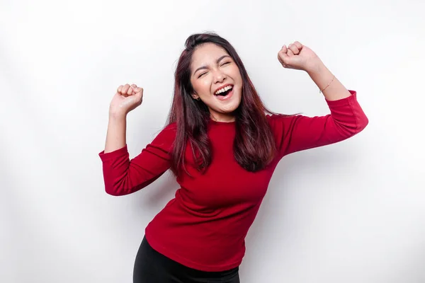 Een Jonge Aziatische Vrouw Met Een Gelukkige Succesvolle Uitdrukking Dragen — Stockfoto
