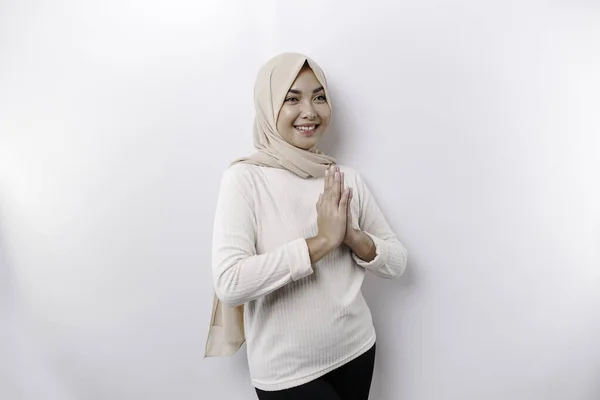 Retrato Una Joven Hermosa Mujer Musulmana Asiática Con Pañuelo Cabeza — Foto de Stock
