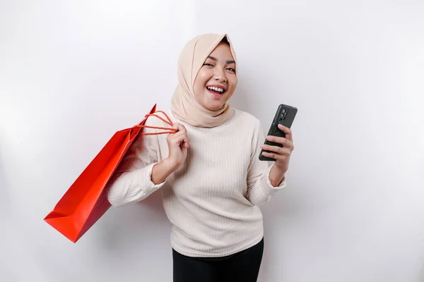 Retrato Asiático Muçulmano Mulher Animado Segurando Saco Compras Line Seu — Fotografia de Stock