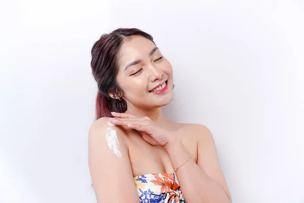 Skin Care Products Concept Asian Woman Applying Moisturizing Lotion Body — Stock Photo, Image
