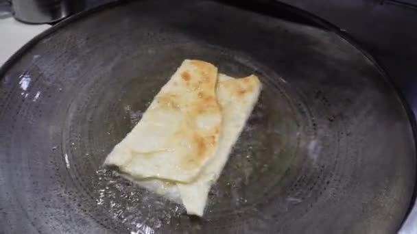Process Making Cooking Martabak Telur Martabak Eggs Indonesian Street Food — Stok video