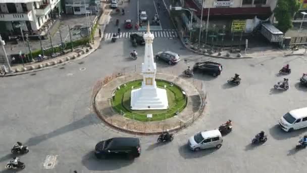Včasný Letecký Pohled Památník Tugu Jogja Nebo Yogyakarta Indonésie — Stock video