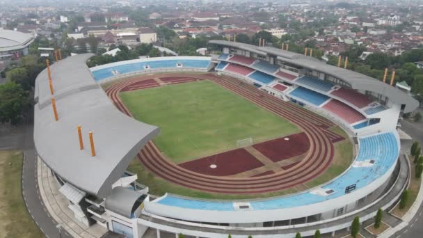 Vista Aérea Del Landmark Stadium Mandala Krida Yogyakarta Stadion Mandala — Vídeos de Stock