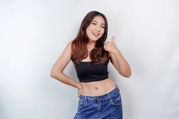 Retrato Una Joven Asiática Feliz Que Lleva Una Blusa Que —  Fotos de Stock