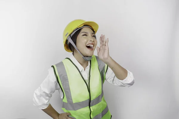 Young Beautiful Woman Labor Wearing Safety Helmet Vest Shouting Screaming — Stock Photo, Image