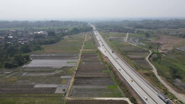 Vista Aérea Autopista Peaje Que Rodeada Naturaleza Boyolali Java Indonesia — Vídeos de Stock