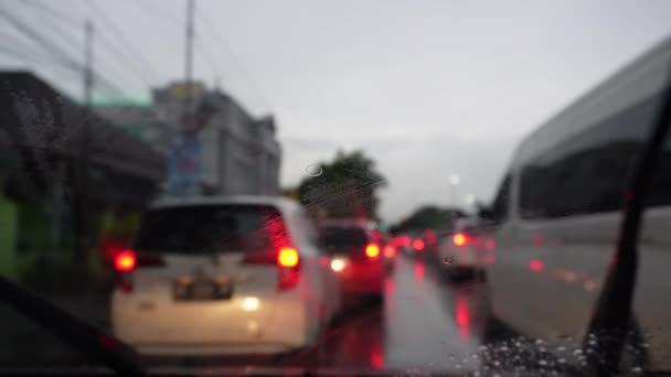 Blurry Footage Heavy Rainy Day Road Wiper Cleaning Rain Droplets — Stok Video