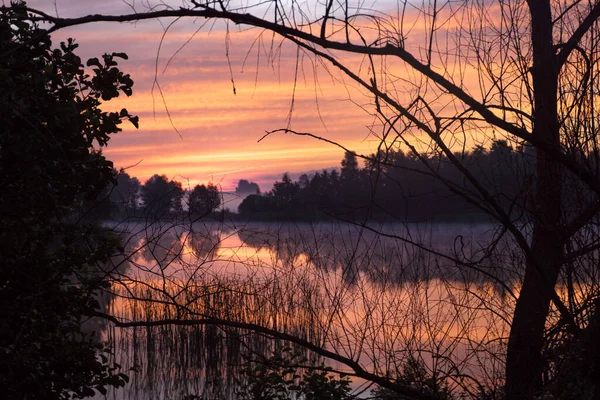 Scenic Sunrise Lake Morning Fog Pastel Colors Sky Mist Water — Foto de Stock
