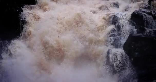 Vattenfall Republiken Karelen Ryssland Den Pittoreska Naturen Ett Vackert Vattenfall — Stockvideo