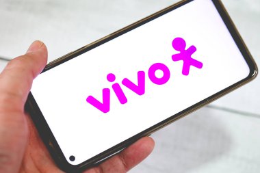 Telefonda VIVO uygulaması