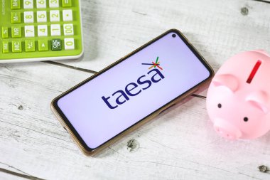 Taesa telefonda başvurdu.