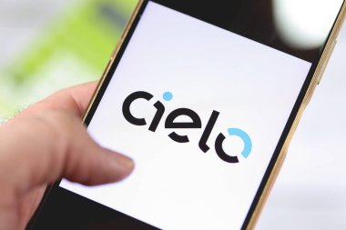 Cielo uygulaması telefonda.