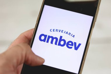 Telefondaki Ambev uygulaması