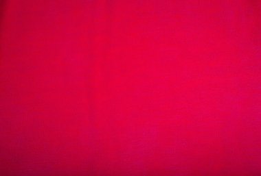 Mağaza için elbise dikmek için kullanılan buruşuk koyu mavi kumaş. Arka plan olarak tekstil kumaş polyester, örgü ya da pamuk kumaş dokusu. Örneklerin katalog fotoğrafı. 