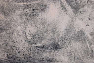 Boyanmış duvarın deseni gümüş ve gri boyalı ve güzel dokunuşları var. Grunge soyut boya lekeleri.