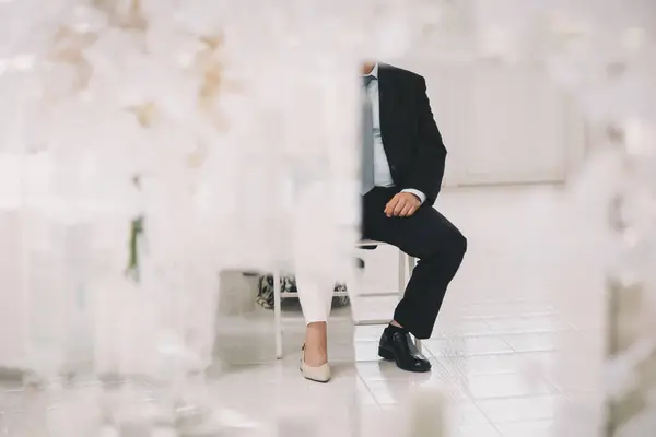 Yarı erkek, yarı kadın.