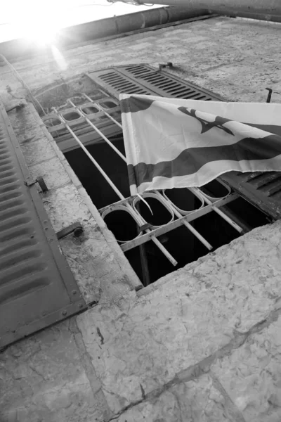 Bandera Nacional Israel Ondeando Sobre Soleado Fondo Del Cielo Limpio — Foto de Stock