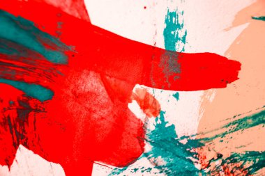 Siyah çizgili kırmızı gözlüklerle kağıt üzerinde fırça darbeleri. Eski, dokulu arka plan. Masaüstü duvar kağıtları, makro, guaj, suluboya. Albüm koleksiyonu için doku. El yapımı çizim