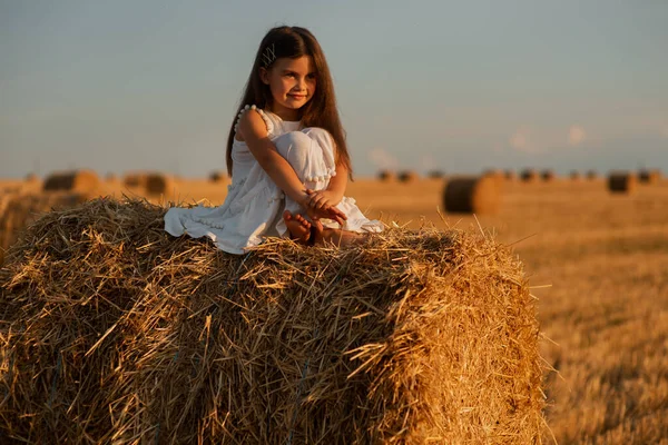 Cute Little European Looking Girl White Summer Dress Sits Bale — Stock Photo, Image