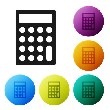 Siyah Hesap Makinesi simgesi beyaz arkaplanda izole edildi. Muhasebe sembolü. İş hesaplamaları matematik eğitimi ve finans. Simgeleri renk daire düğmelerine ayarla. Vektör.