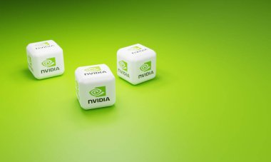 Melitopol, Ukrayna - 21 Kasım 2022: Nvidia logosu renk arkaplanında izole edildi. Ünlü video kartı şirketinin işareti. GPU 'nun mucidi.