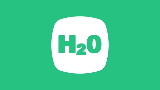 在绿色背景下分离的水滴H2O形状图标的白色化学配方 4K视频运动图形动画 — 图库视频影像