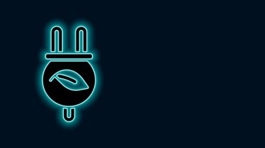 Siyah arkaplanda izole edilmiş yaprak simgesinde parlayan neon hattı elektrik kaydediliyor. Elektrik tasarrufu. Çevresel koruma. Biyolojik enerji. 4K Video hareketli grafik canlandırması.